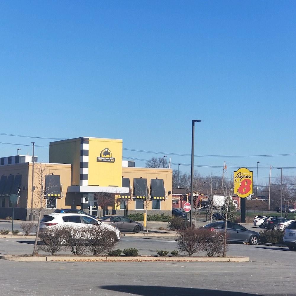Super 8 By Wyndham Middletown Motel Exterior foto